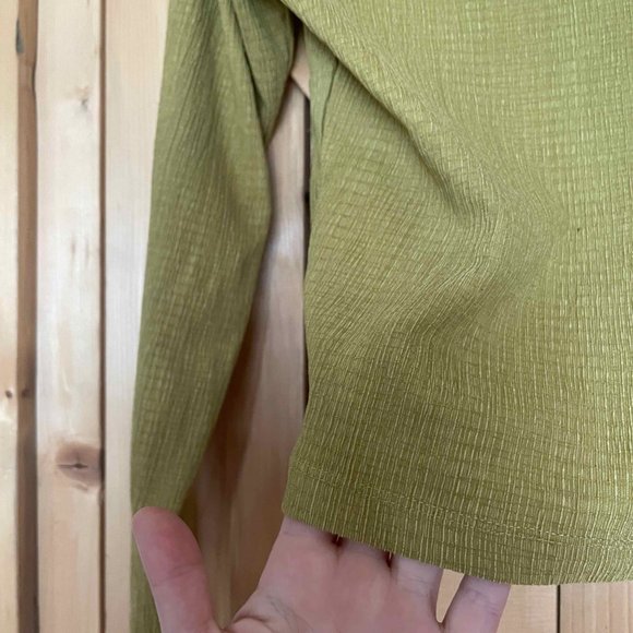 urban outfitters long sleeve chartreuse crop top - Picture 4 of 4